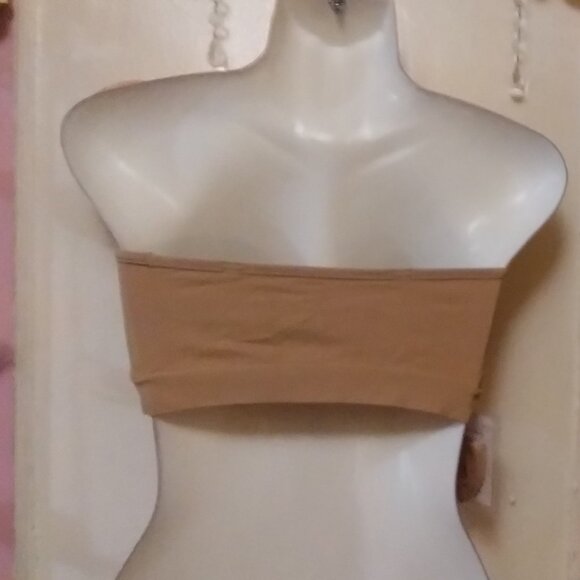 Yummie (M) Peyton Contour Strapless Convertible Bra - Picture 3 of 8